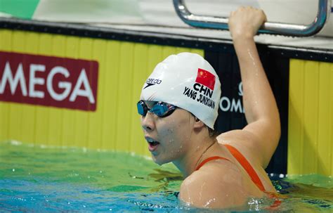 世游赛 | 女子200米自由泳新星闪耀，杨浚瑄为中国游泳队夺得首金
