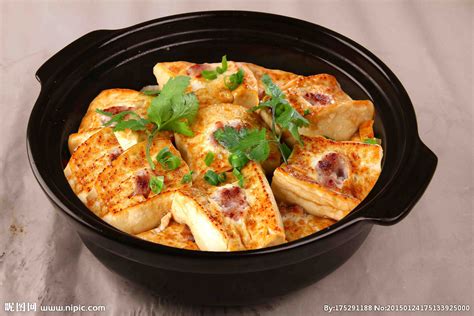 【金沙海鲜豆腐煲的做法步骤图，怎么做好吃】宜林ld_下厨房