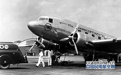 城事 _ 东航机队规模超700架，40年改革开放东风送来“飞”跃式发展