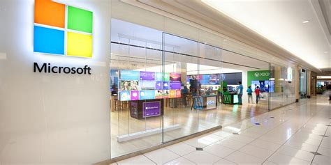 战略转型中 微软宣布关闭旗下82家零售实体店_3DM单机