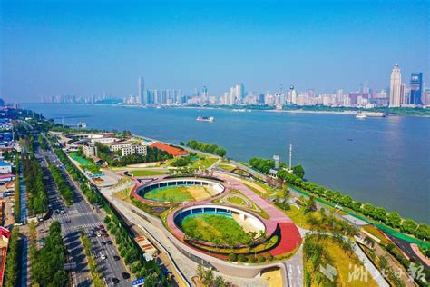武汉江滩入选第一批国家水利风景区高质量发展典型案例重点推介名单_生态频道_新闻中心_长江网_cjn.cn