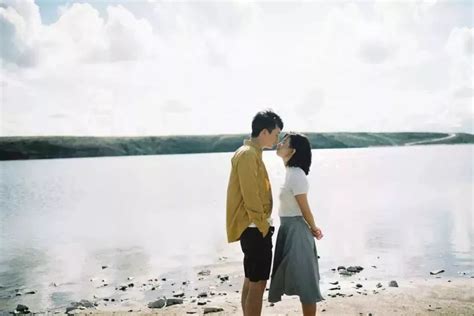 什么行为可以让男生主动吻你 揭秘亲嘴的几个小方法_伊秀情感网|yxlady.com