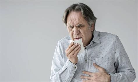 6种“体位排痰法”简单易学，排痰时如何咳嗽也有具体方法-科普头条-看呼吸
