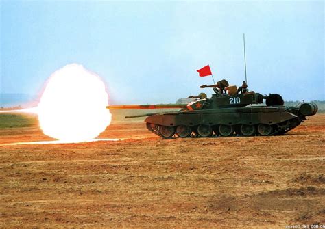 中国陆军增强型96式99式主战坦克及新式火箭炮猛图亮相!_陆军版_三军论坛_军事论坛_新浪网