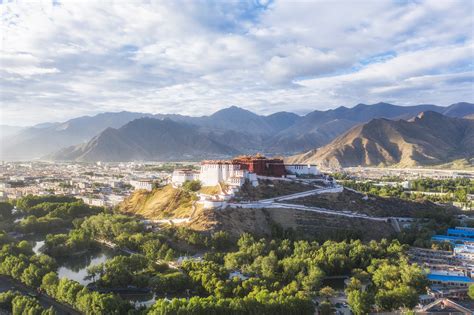 雪山、圣湖、美丽的喇嘛庙——记2017年春节我们一起追梦过的西藏-拉萨旅游攻略-游记-去哪儿攻略