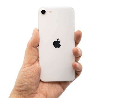 蘋果 2020 年台版 iPhone SE 一手開箱：超值入門好選擇 (153292) - Cool3c