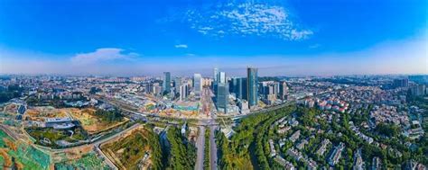 广州全市实有各类市场主体308.57万户，同比增长6.80%