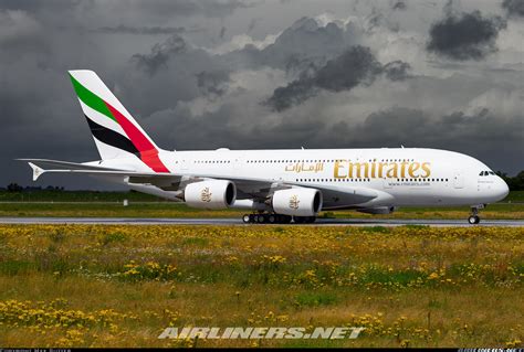 Airbus A380-842 - Emirates | Aviation Photo #6087211 | Airliners.net