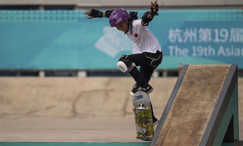 13-year-old Chinese skateboarder Cui Chenxi wins gold at the Asian ...