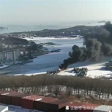 俄潜艇被曝起火现场黑烟滚滚 俄军回应称只是演习_手机新浪网