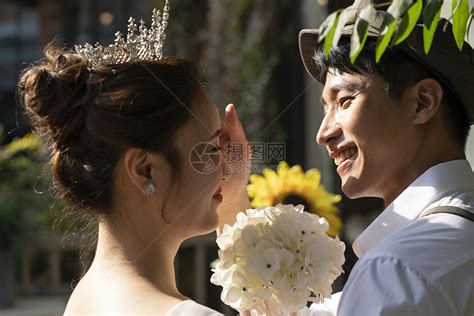 可爱极了婚姻服务非常小结婚摄影高清图片下载-正版图片502309441-摄图网