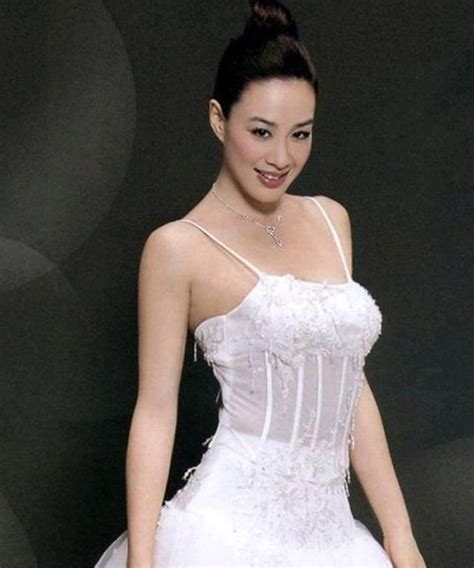 她是“亚洲最性感”的女星，身材“黄金比例”前凸后翘，太迷人！