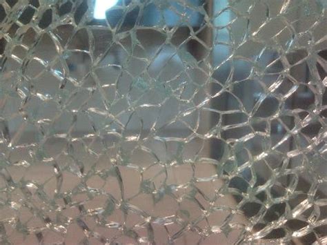 钢化玻璃有什么特性 钢化玻璃打磨是否会导致破裂,行业资讯-中玻网