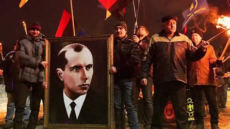 乌克兰国会纪念班德拉引起公愤，乌克兰为何多次出现纳粹化行为？_凤凰网视频_凤凰网