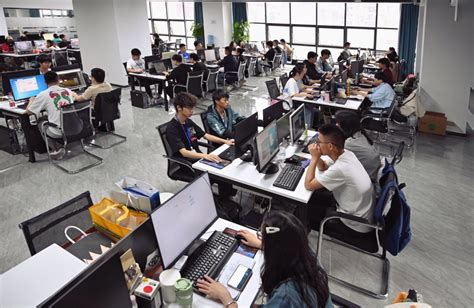 图片新闻 | 奉节：大数据产业蓬勃兴起，百度等27家企业入驻 - 重庆日报网