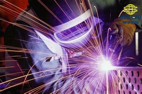 第一节 钨极氩弧焊的基本原理、特点、分类及应用-气体保护焊工-图片