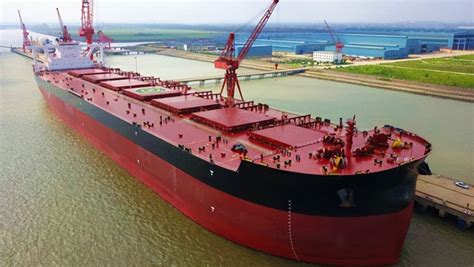 最大货轮多少吨（“移动的矿山”，世界最大40万吨矿石货轮，中国造船技术太牛了） | 说明书网