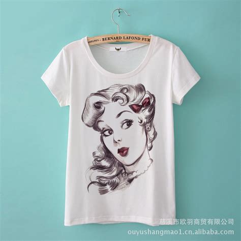 复古风t恤衫图片女生头像