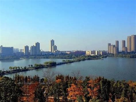 四川第二大城市：比3个上海10个深圳的面积还大，GDP仅次于成都