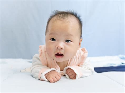 在武汉宝宝拍百日照多少钱 婴儿照一般多少钱？-酷米网