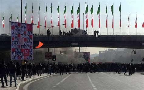 伊朗德黑兰骚乱造成三名执法部门人员死亡 - 2019年11月19日, 俄罗斯卫星通讯社