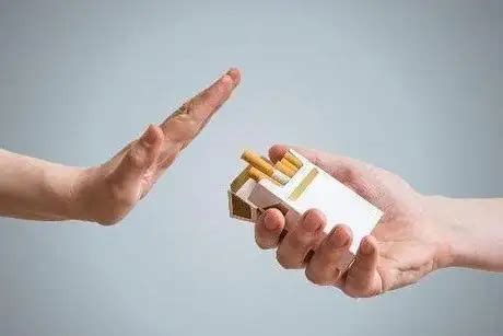 戒烟后出现这2个症状，是身体在“变好”！