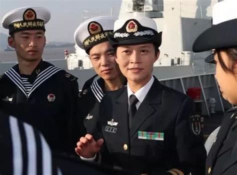 34岁才入伍，中国海军首位女舰长的“开挂人生”是这样炼成！ - 知乎