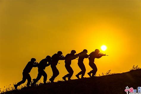 世界轻步兵史的巅峰之作——三三制战术|三三制|战术|火力_新浪新闻
