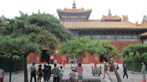 北京雍和宫自2022年4月27日起暂停开放_凤凰网