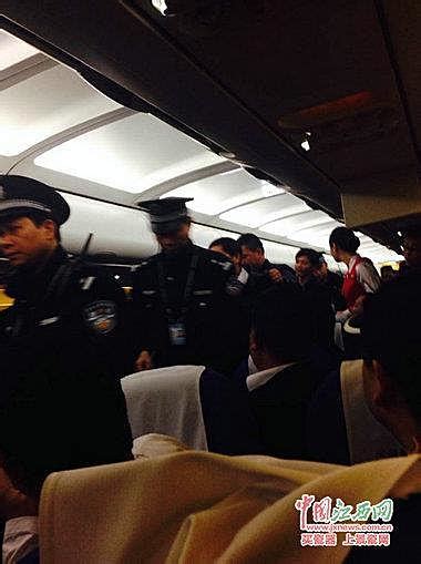 深航航班晚点引乘客不满闹事 全机乘客重新安检 - 中国民用航空网