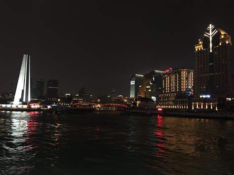 2024“龙船”黄浦江游船玩乐攻略,夜景真的很漂亮，就是票价能... 【去哪儿攻略】