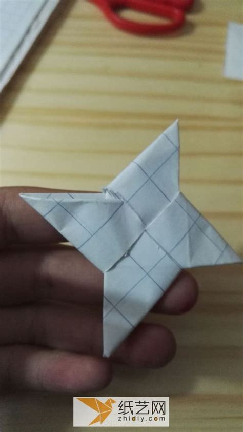 【创意折纸】变形飞镖的升级版！甩出的手感完美！制作完全免胶水