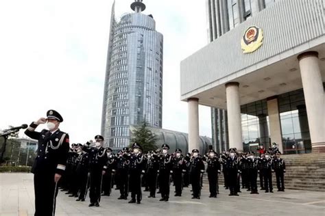 临沧市公安局隆重庆祝第三个中国人民警察节_云南长安网