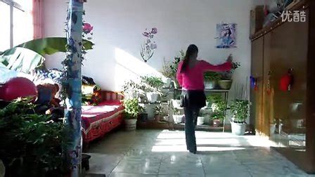 广场舞《格桑拉》舞蹈视频