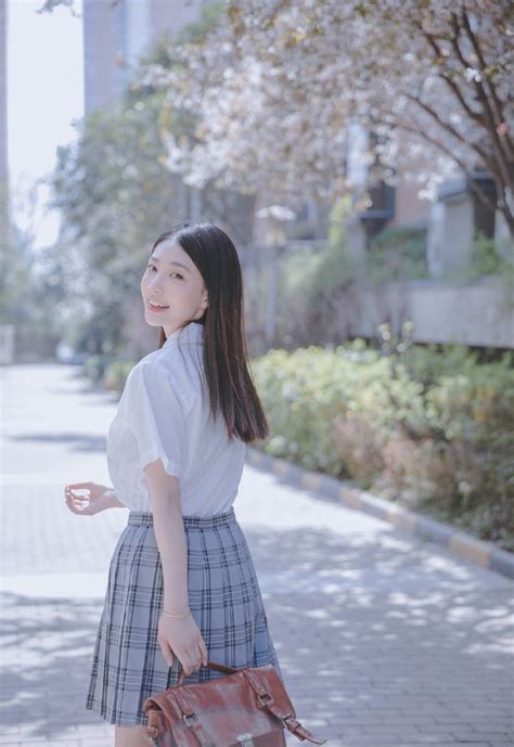 粉嫩小女生壁纸图片