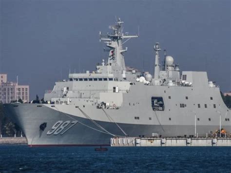 美媒：中国扩充两栖舰队 071型登陆舰批量服役_手机新浪网