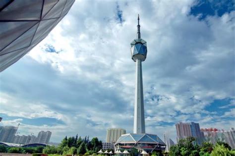 天津广播电视塔的夜景高清图片下载_红动中国