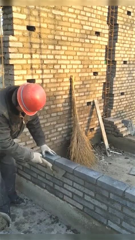 瓦工师傅用一二砌墙法，这样砌墙，简直是高手中的高手！_腾讯视频