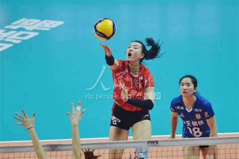 排超女排半决赛I：天津3-0横扫福建 瓦尔加斯23分_手机新浪网