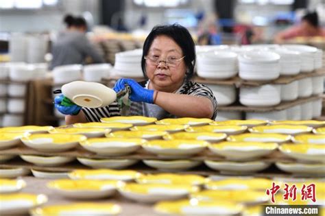 【开放崛起新征程】陶瓷成醴陵外贸主力 出口150多个国家和地区 - 要闻 - 湖南在线 - 华声在线