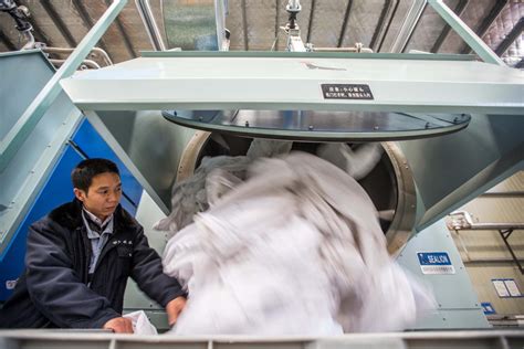 在中国开布草洗涤厂需要哪些洗涤设备预计多少钱-百强洗涤设备