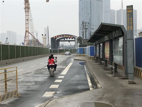 武汉一地铁站正在打围改造|武汉|黄陂|前川_新浪新闻