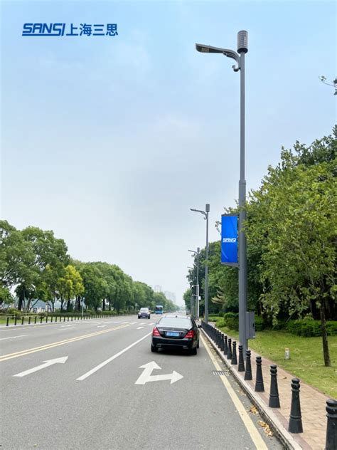 智慧灯杆厂家:智慧灯杆——基于城市路灯的综合利用