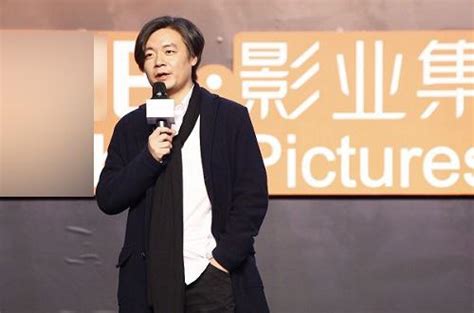 张嘉佳2014统领出版界 今年抢登电影圈当导演_娱乐_腾讯网