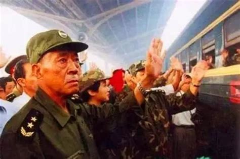 【视觉】20年前的九江抗洪，这83张未公开的照片，总有一张感动你！ - 知乎