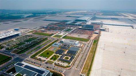 中央为建设山东民航业，在青岛济南等设8大机场，胶东3个鲁南2个__财经头条