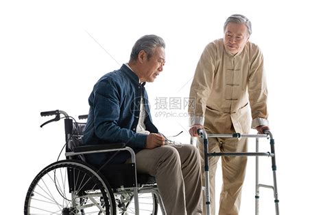 行动不便的老年人高清图片下载-正版图片507659521-摄图网