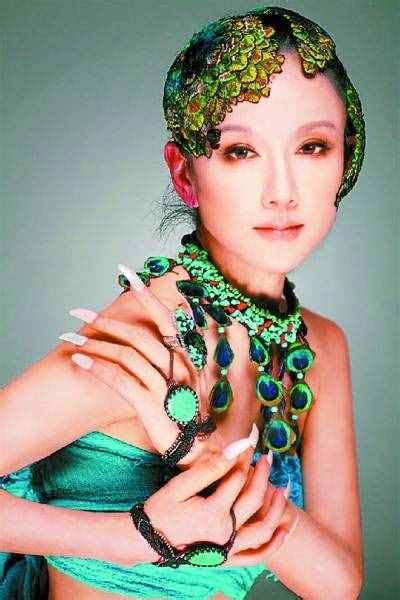 杨丽萍年轻时候的照片！美的如此惊艳！绝大多数人没有看过！