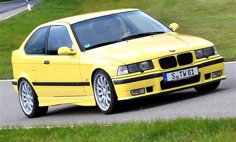 Bmw 323 - amazing photo gallery, some information and specifications ...