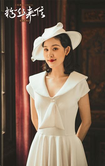 韩国女艺人崔成恩最新《嘉人》杂志写真曝光